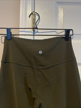lululemon athletica Olive crop leggings